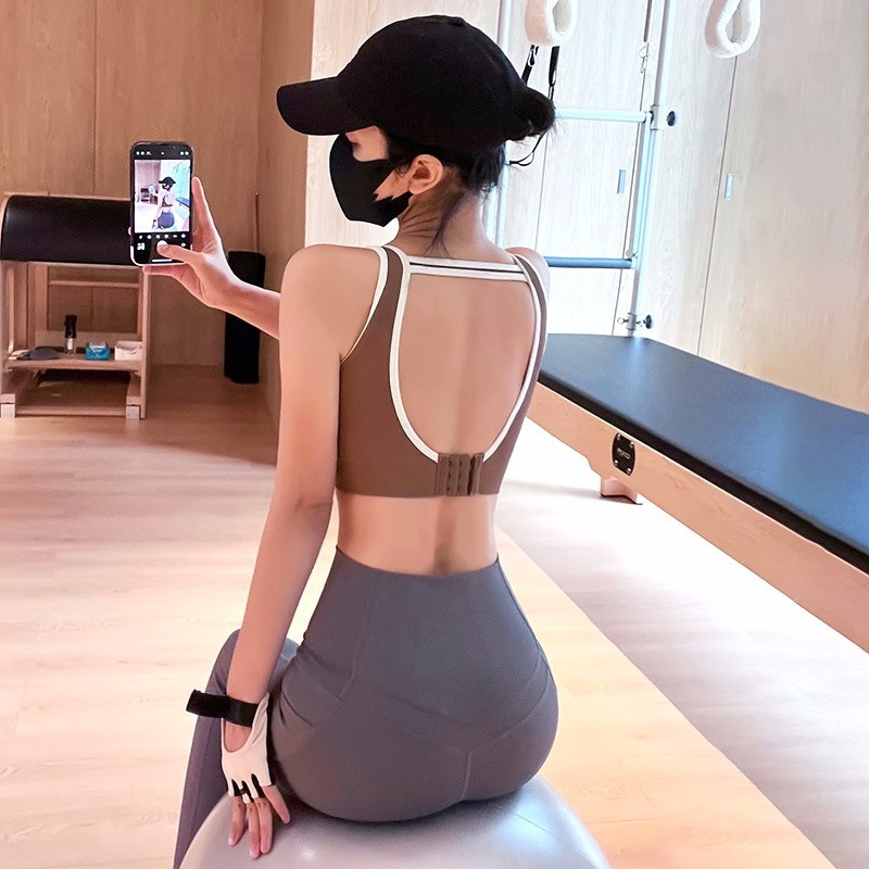 jiaojingchuan11 Sports bra for women with shock-absorbing and sagging resistance, running tank top, closed breast and chest display, yoga suit, fitness bra for external wear