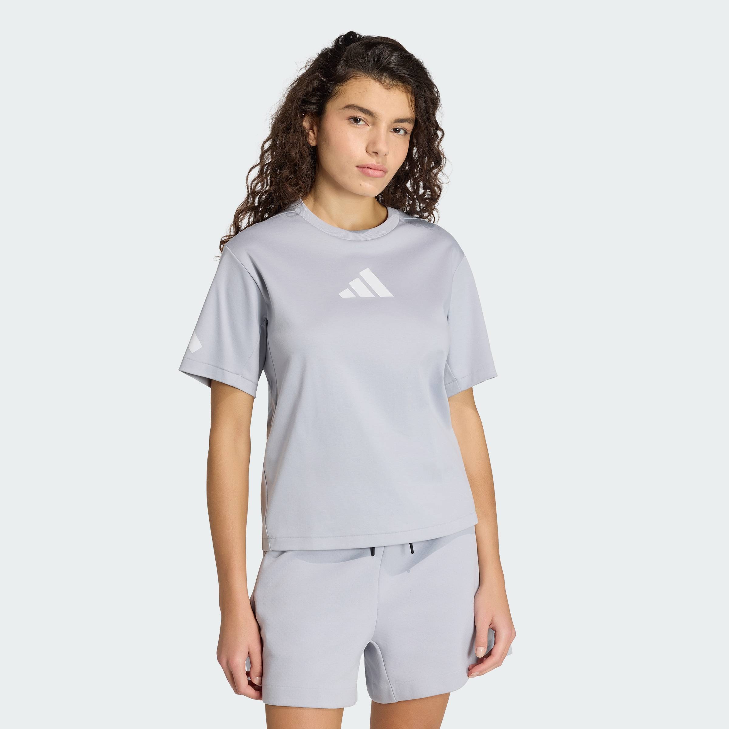 [28-31.7-VOUCHER 15%] adidas Phong cách sống Áo Thun adidas Z.N.E. Nữ Xám KC7720