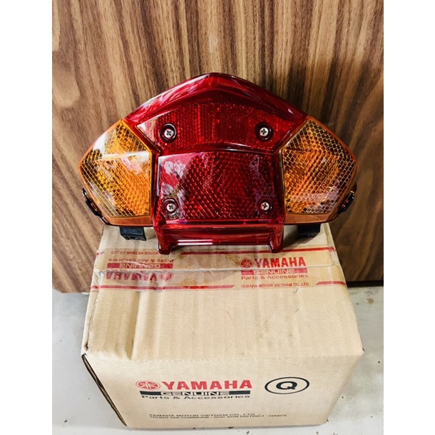 Cụm đèn hậu đèn biển số đèn đuôi yamaha taurus chính hãng