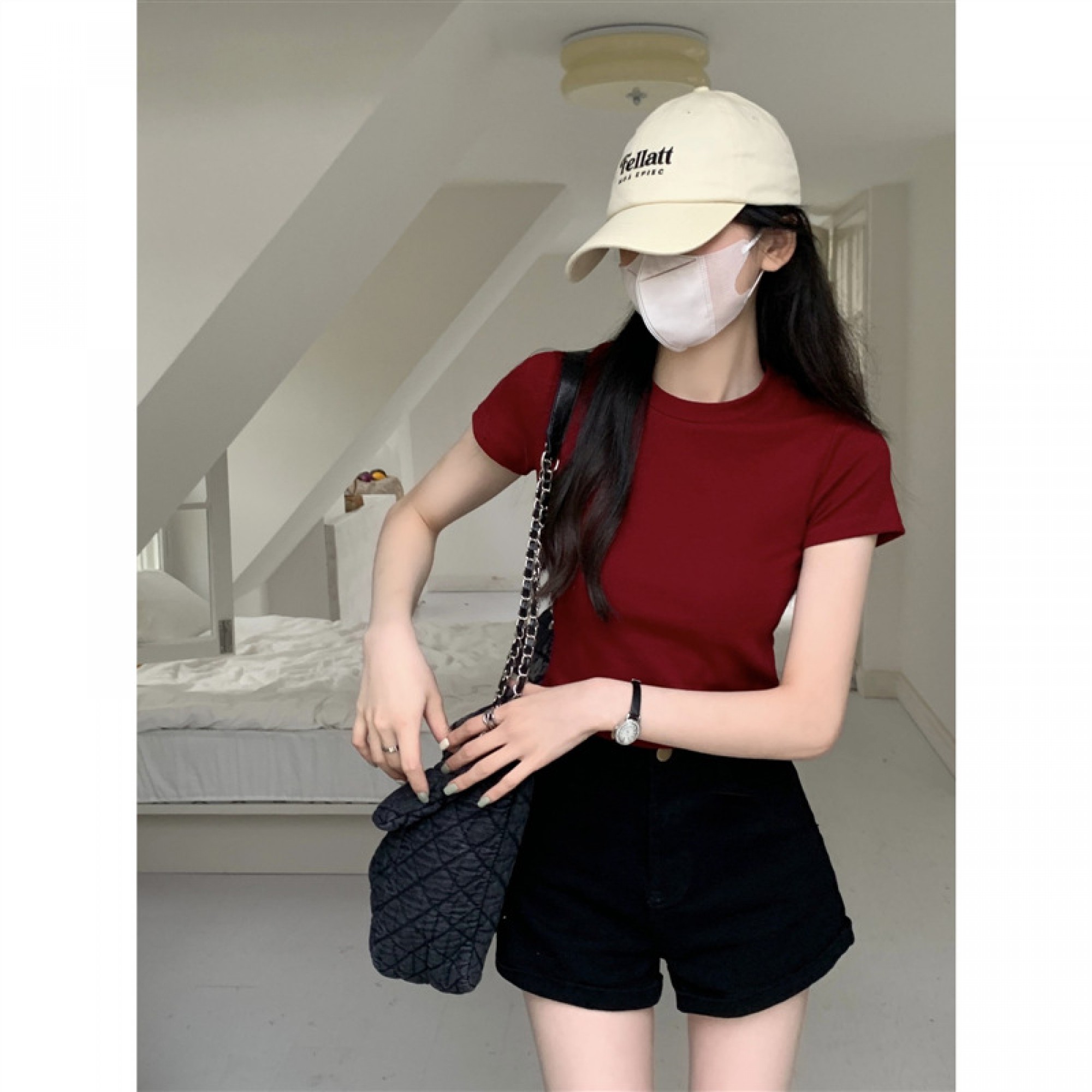 Áo Phông Màu Đỏ Thân Hình Nhỏ Áo Hot Girl Bó Sát Mẫu Ngắn Tay Ngắn Nữ Áo Phông Tôn Dáng Màu Trơn Mẫu
