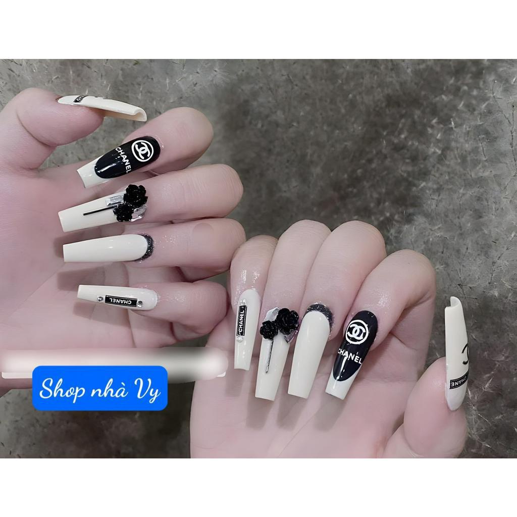 Nails thiết kế 24 móng siêu sang chảnh mã 999