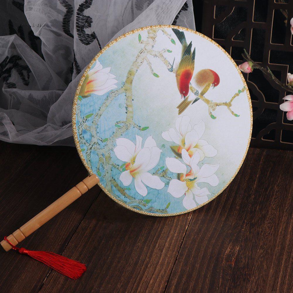81RCW Cầm tay Quạt Phong cách Trung Quốc Với dây chuyền tua rua Họa tiết hoa Quạt nhóm Cổ điển Cổ điển Quạt Tuan Đạo cụ chụp ảnh