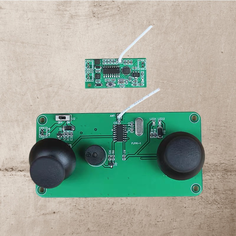 Bộ điều khiển 2 kênh TX RX sóng 2.4G chế tạo máy bay điều khiển từ xa dùng 2 động cơ