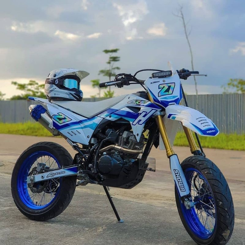 decal crf 150l fullbody custom decal crf putih keren bisa request Harga 16,250 rupiah*Gratis Ongkir