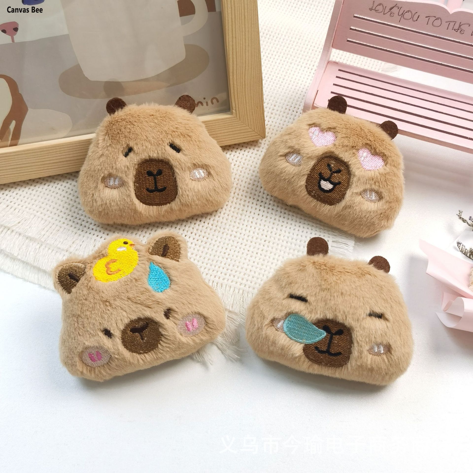 【Freeshipmax-canvas bee】 Trâm capibara sang trọng dễ thương Đồ treo móc khóa capybara túi quần áo mũ dép phụ kiện phụ kiện