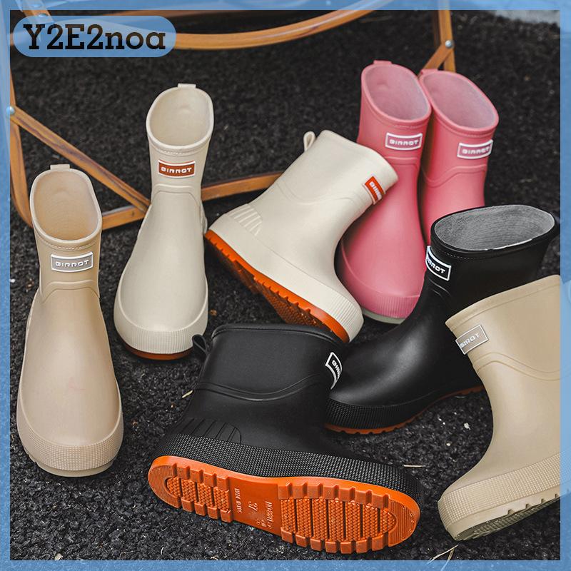 Y2E2noa รองเท้าบู้ทกันฝนสำหรับผู้หญิงรองเท้าใส่ทำงานพื้นแบนรองเท้ากันฝนสำหรับผู้ใหญ่สี่ฤดู ราคา 250 บาท*ส่งฟรี