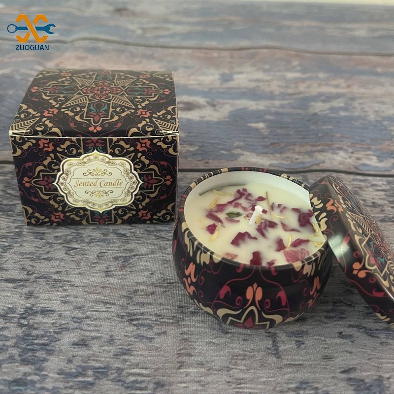 ZUOGUAN Elegant Scented Soy Wax Candle with Dried Flowers in Decorative Tin Box ราคา 32 บาท*ส่งฟรี