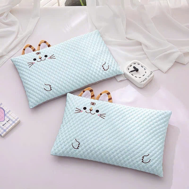 Gối Lạnh Hình Mèo Thoáng Mát Gối Mát-xa Cho Bé Mang Đi Học KT 30x45 cm chọn mẫu