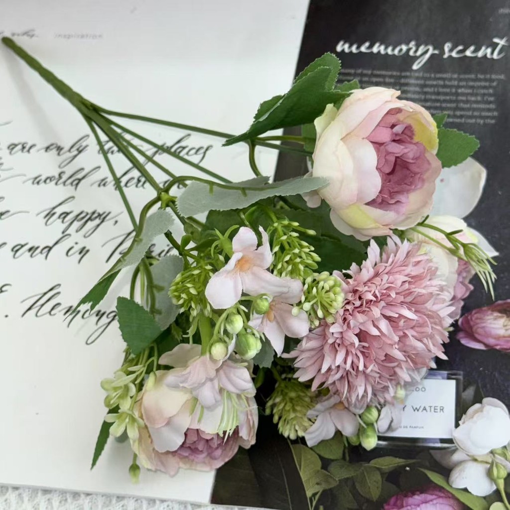 KOREAN NEW KUKKA - Bouquet bunga BKT 1022 MIXY 6Cbg Bunga MIX PEONY DAN HYDRA Artifisial Dekorasi Hiasan Seserahan Buket Palsu