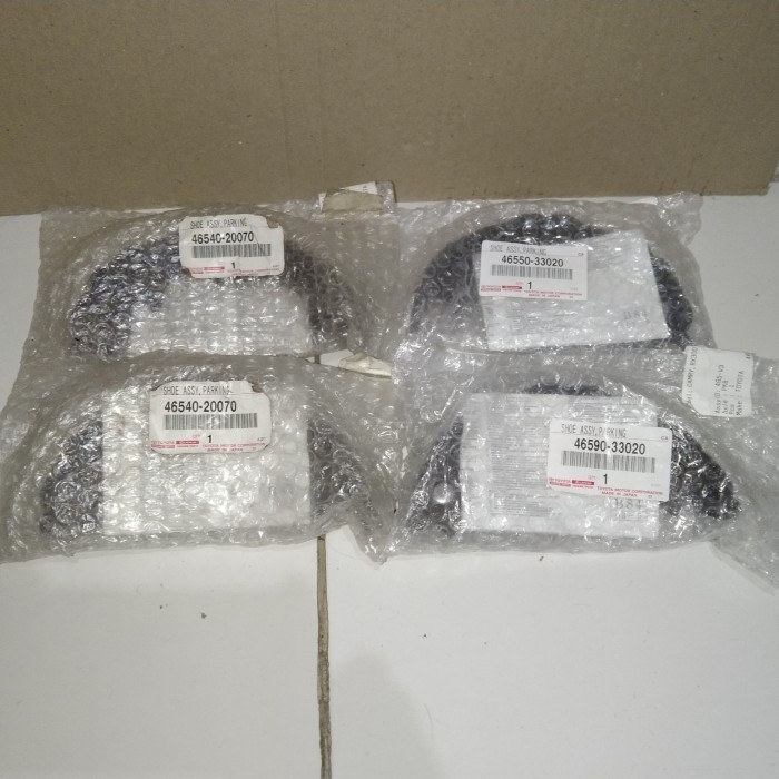 kampas rem Tangan belakang Toyota Camry G V 2400cc 3000cc XV30 MCV30 Harga 1,140,000 rupiah*Gratis Ongkir