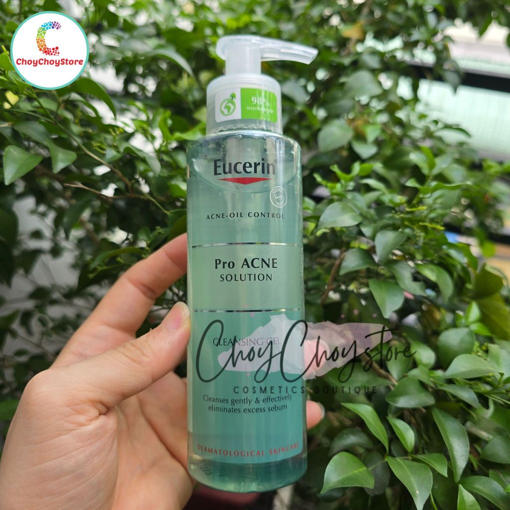 (TEM CTY) Sữa Rửa Mặt Eucerin ProAcne Cleansing Gel 400mL Pro Acne Cho Da Dầu Mụn (Mẫu cũ) - Kiểm soát dầu nhờn, giúp da khô thoáng suốt nhiều giờ. Không làm khô da, không gây căng rát sau khi rửa. Giảm nguy cơ hình thành mụn mới, phù hợp dùng hằng ngà