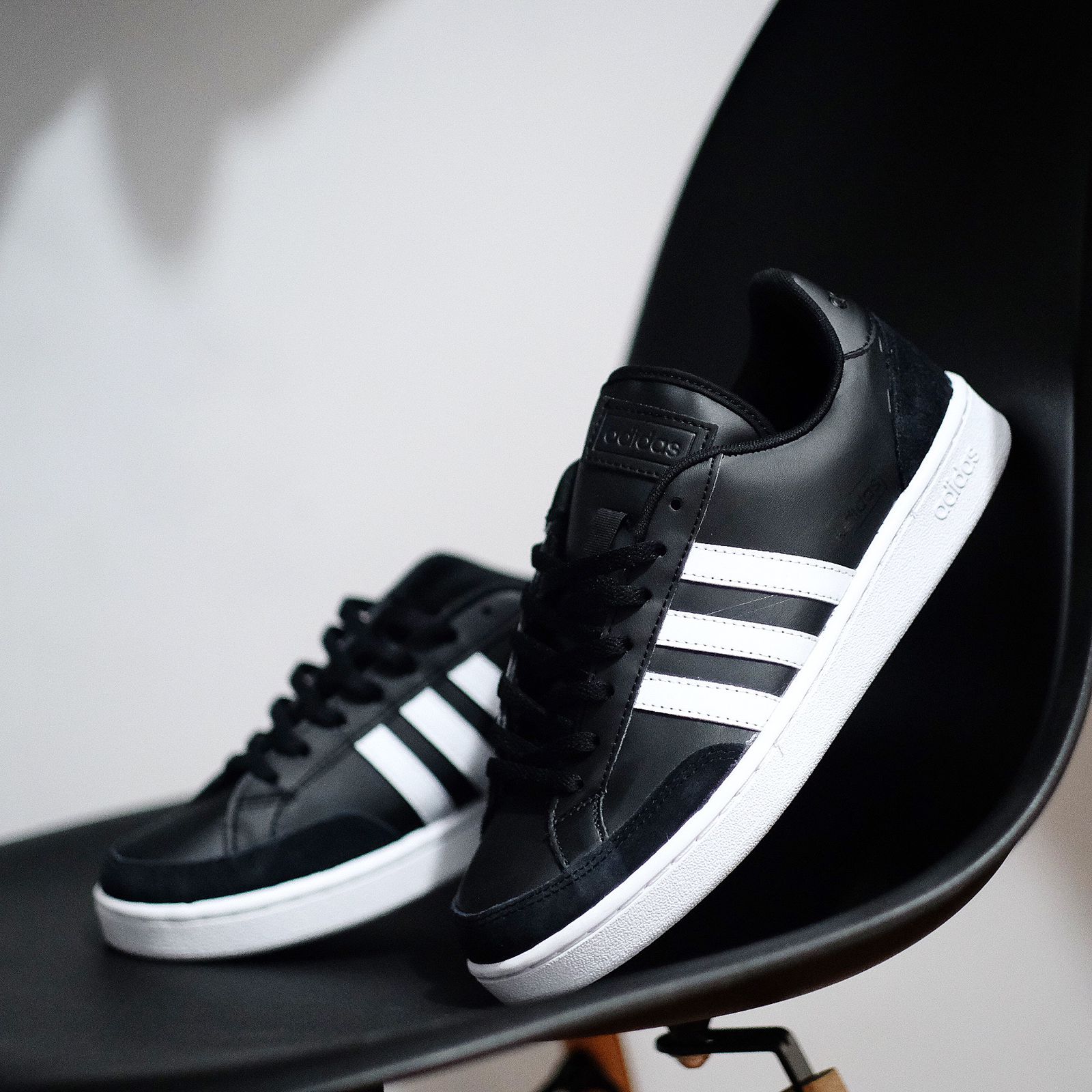 adidas black casual sneakers