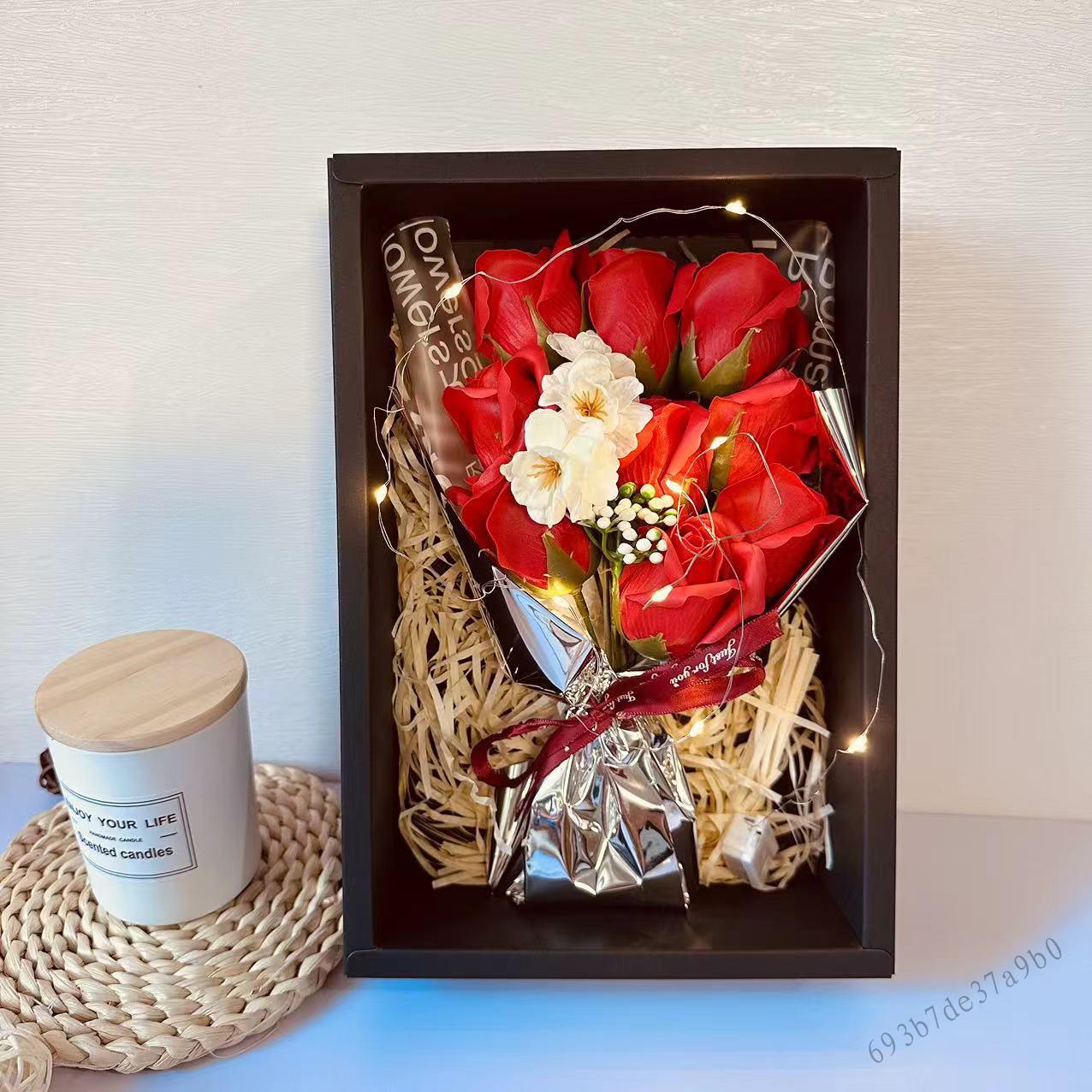 Bó hoa khô xà phòng hoa hồng có đèn LED - Quà tặng sinh nhật Valentine cho bạn gái