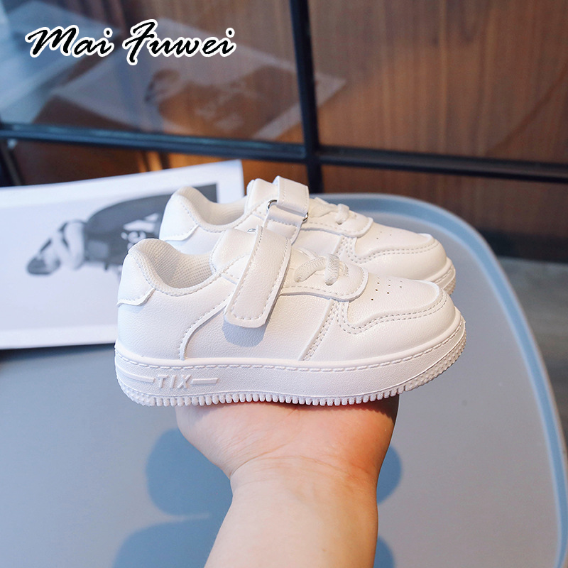 MAIFUWEI รองเท้าผู้ชาย รองเท้าเด็ก รองเท้าเด็กชาย รองเท้าผ้าใบ สง่า คุณภาพสูง มัลติฟังก์ชั่ คลาสสิก CYD2451EGV 21Z240523 ราคา 209 บาท*ส่งฟรี