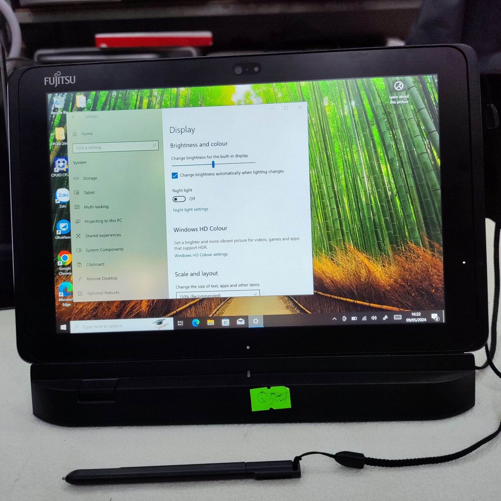 Máy tính bảng 2in1 fujitsu arrows tap Q508.ram 4.ssd 64/128g. - 4