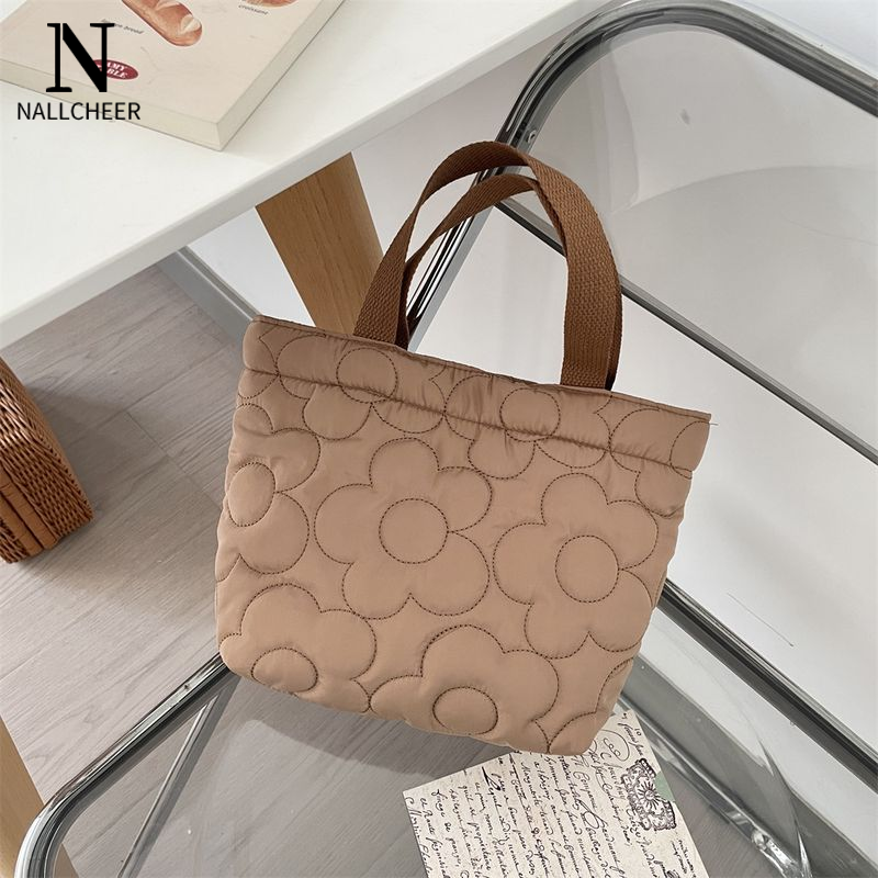 Phụ Nữ Của Túi xách tay Bông Hoa In Mềm Polyester túi đựng bữa trưa nút nam châm Mở Và Đóng Tất Cả Các Trận Đấu Túi xách tay Cầm Tay