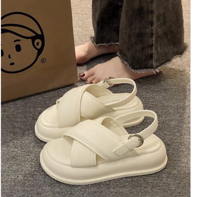 Sandal quai chéo mã mới chất da mềm siêu êm