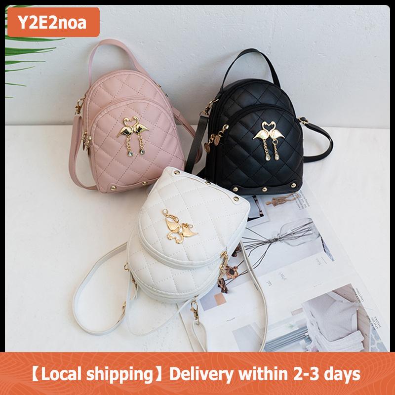 【Local shipping】 Hình thoi sinh viên hai lớp Ba lô phụ nữ thời trang thiên nga tua Mặt dây chuyền mini ba lô