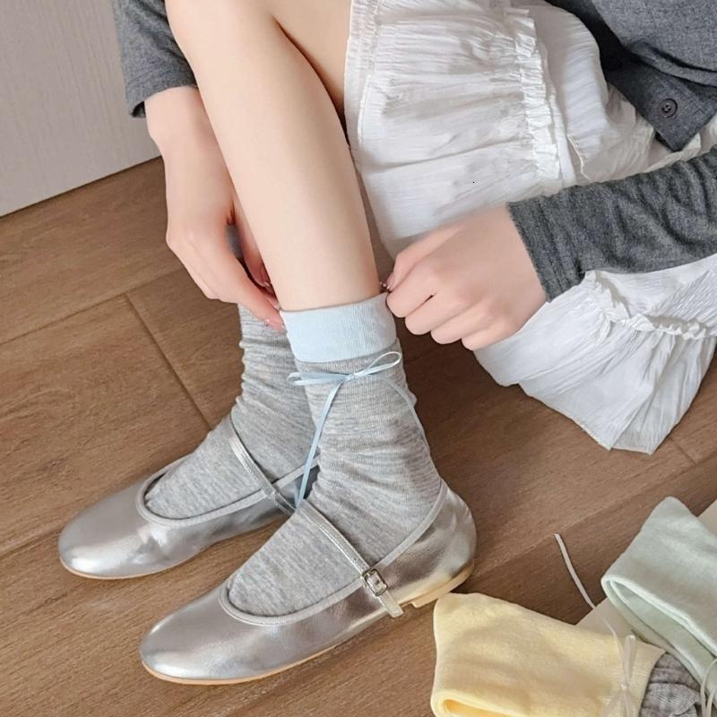 Nữ Phụ Nữ thẩm mỹ ngọt ngào nơ thắt bướm ruy băng giọng tất ống dài trung bình Nhật Bản Kiểu Color Block Áo Xếp Nếp nối tất kiểu vận động viên