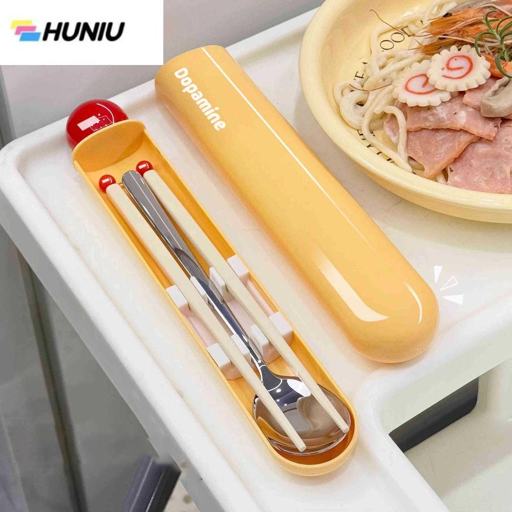 HUNIU พร้อมกล่องเก็บของ ชุดช้อนส้อมสำหรับการตั้งแคมป์ โดปามีนสไตล์ น่ารัก ชุดเครื่องใช้บนโต๊ะอาหารสำหรับนักเรียน ภาชนะอาหาร ช่องเสียบเงียบในตัว ช้อนและตะเกียบ การเดินทาง ราคา 224 บาท*ส่งฟรี