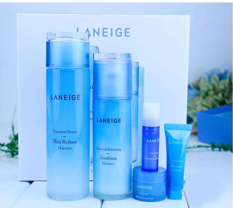 Buy Korea Original LANEIGE Back to Girl SKin NEW BASIC DUO SKINCARE SET - MOISTURE Skincare Set - Light Moisture 200ml+Balancing Emulsion 120ml+Water Bank Essence Ex 10ml+Water Bank Gel Cream Ex 10ml+Sleeping Mask 15ml Singapore