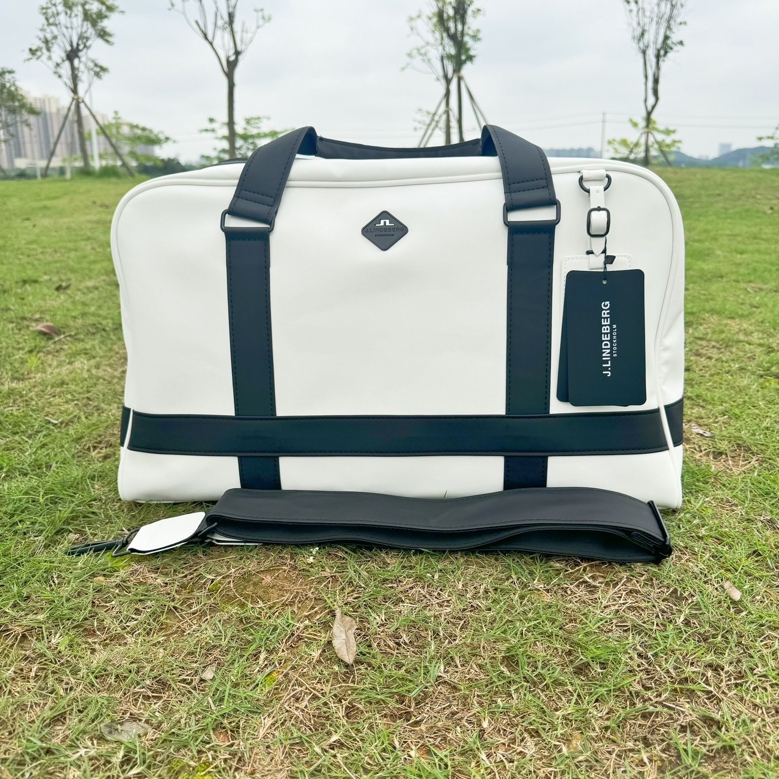 American style J.LINDEBERG In Stock J Golf Clothing Bag Mens And Womens Leather Waterproof Universal