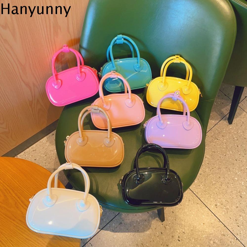 HANYUNNY ฤดูร้อนฤดูร้อนฤดูร้อน ถุงเจลลี่พีวีซี กระเป๋าสะพายไหล่แบบสั้น สีลูกอมสี กระเป๋าถือสำหรับผู้หญิง น่ารักน่ารักๆ การจัดเก็บข้อมูล กระเป๋า Crossbody ขนาดเล็ก เทศกาลสงกรานต์ ราคา 284 บาท*ส่งฟรี