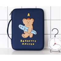 【GOYONYING】กระเป๋า iPad กระเป๋าแท็บเล็ตกันตก ขนาด 11 นิ้ว ทนแรงกระแทกได้ดี ลาย Snoopy Bear แข็งแรง กระเป๋าคอมพิวเตอร์ ขนาด 11 นิ้ว ทนทานต่อการตก กระเป๋าแท็บเล็ตกันตก แข็งแรง ลาย Snoopy Bear