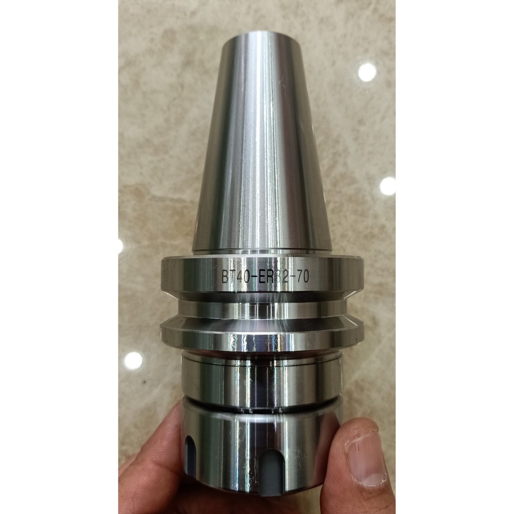 Bầu kẹp bt40. đài loan. kẹp các loại mũi khoan, mũi dao, dao phay ngón và tapping máy cnc.