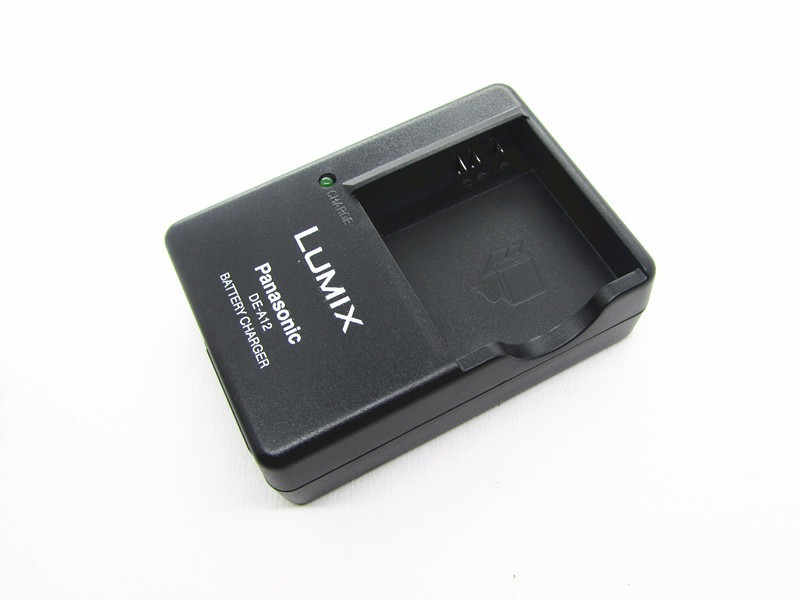 Lumix Panasonic camera dmc-lx3 lx2 lx1 fx07 fx01 gk charger CGA-S005egk