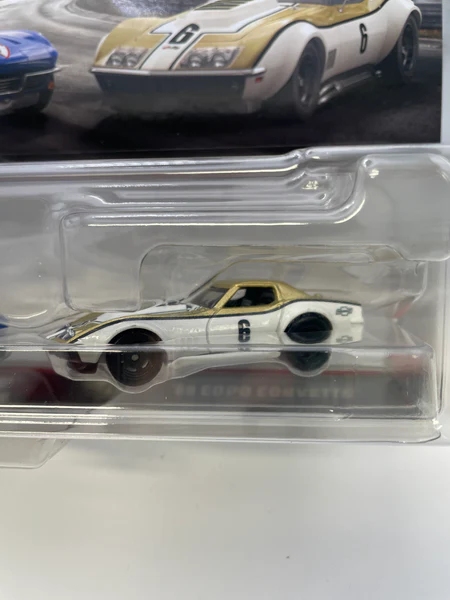 Bộ đôi xe mô hình HRR80 Hot Wheels Premium Car Culture 2-Pack Custom Corvette Stingray Coupe and 69