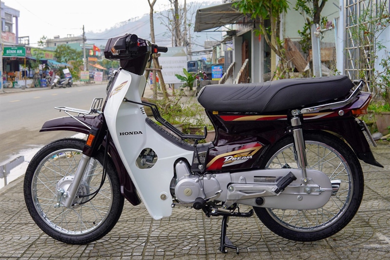 Bộ tem super dream 2004 - 2008 | Honda Việt Nam