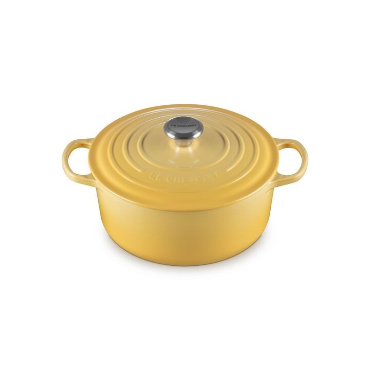 หม้อเหล็กหล่อทรงกลม ขนาด 18cm เหลือง SIGNATURE ROUND CASSEROLE 18CM CAMOMILLE SS KNOB ราคา 10,160 บาท*ส่งฟรี
