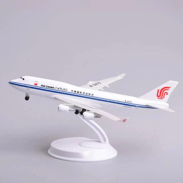 Mô hình máy bay Air China Cargo Boeing 747-400 20cm mở khoang mũi