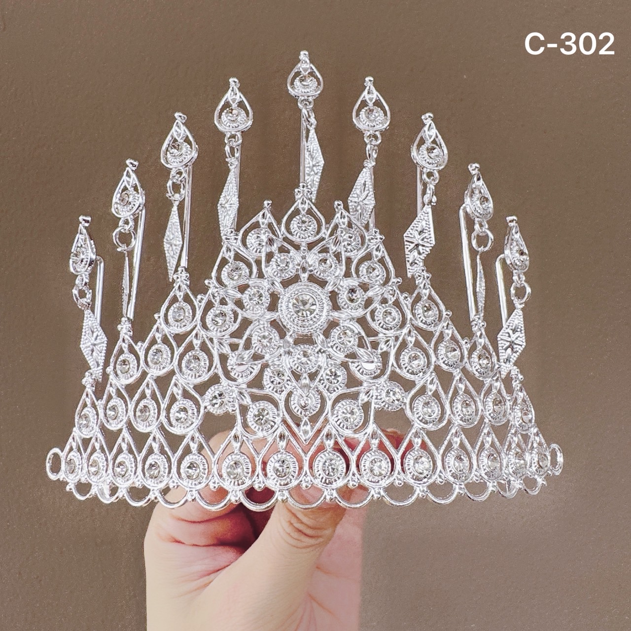 Thai Crown กะบังหน้า สีเงิน สีทอง เครื่องประดับผม มงกุฏครึ่ง สวมใส่ในงานบุญต่างๆ นางรำ ราคา  139 บาท*ส่งฟรี