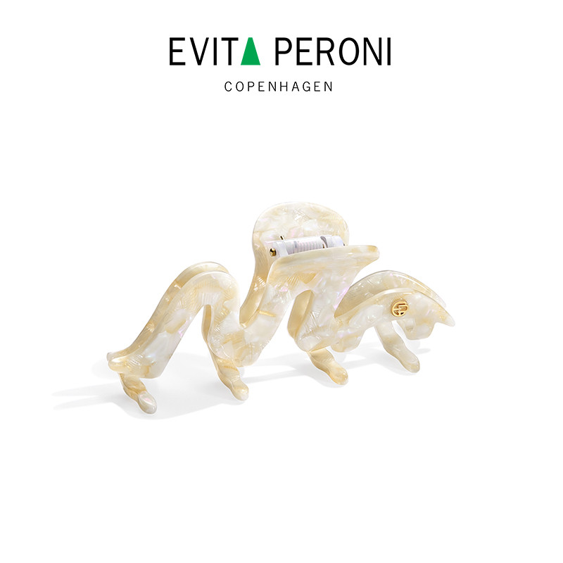 EVITA PERONI | Freya XL Hair Claw | เฟรย่า XL ผม กรงเล็บ ราคา 2,830 บาท*ส่งฟรี