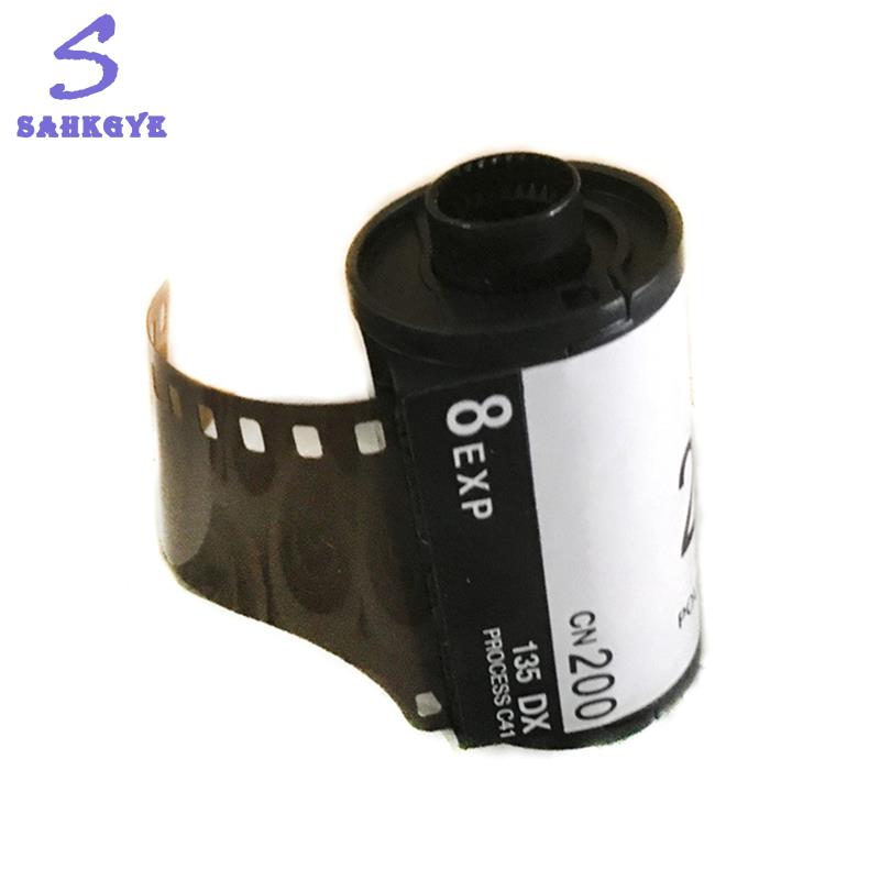 greatbuy666-Colorful Negative Color Film 35mm Camera with 8-Exposure Mechanism Beginner' S Guide ISO 400 Type-135 ราคา 217 บาท*ส่งฟรี