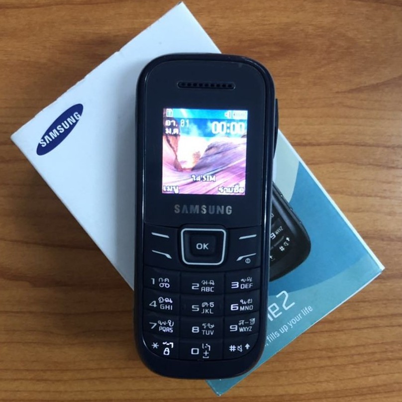 SAMSUNG HERO GT-E 1200Y มือถือปุ่มกด ราคา 310 บาท*ส่งฟรี
