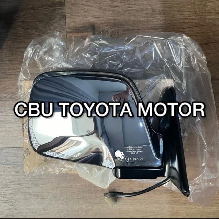 SEPION SPION MIRROR LUAR KACA ASSY CHROME SEBELAH KANAN RH SISI DRIVER TOYOTA LAND CRUISER 80 VX80 VXR80 HDJ80 87910-60090 TOYOTA GENUINE BARU MADE IN JAPAN -RM3 Variasi Harga 5,885,000 rupiah*Gratis Ongkir