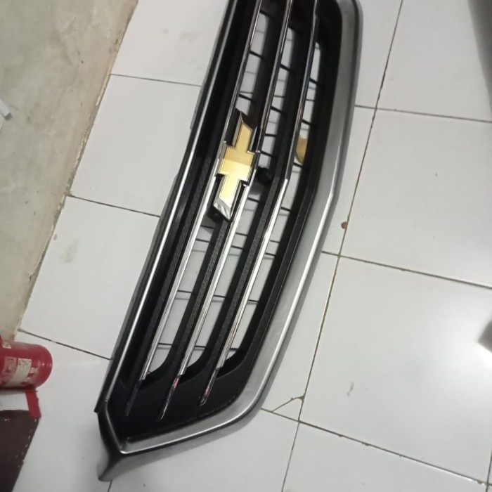 gril cevrolet captiva original plus kamera gres original Harga 957,000 rupiah*Gratis Ongkir