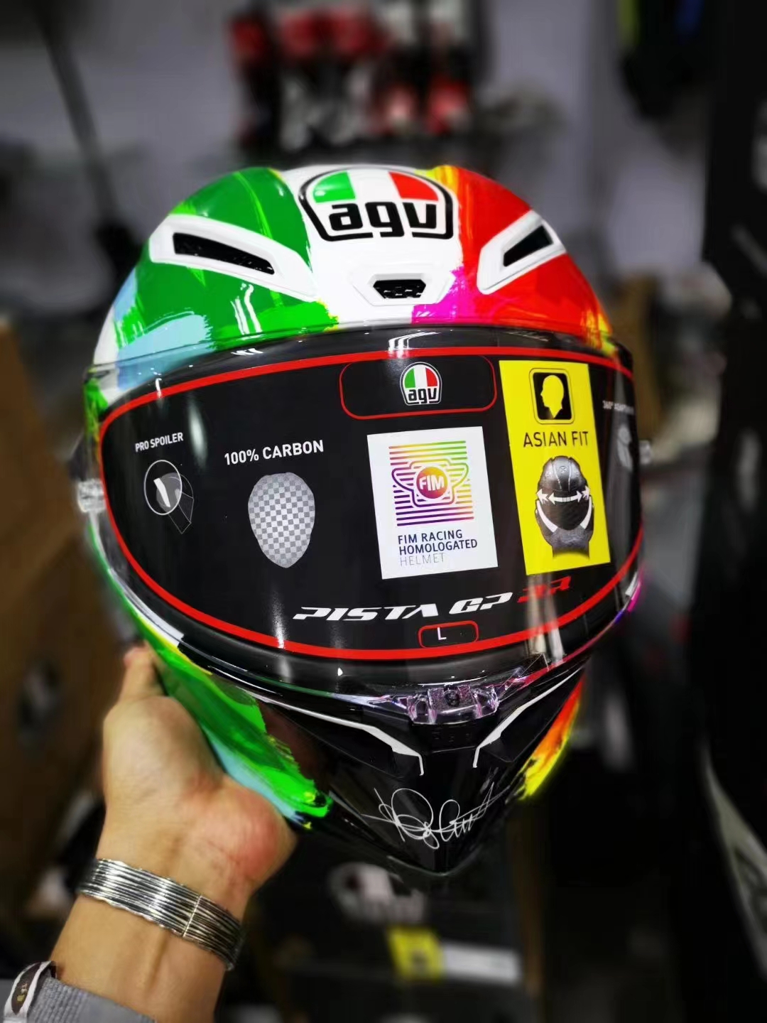 agv pista gp r price in philippines rr LIMITED 020 oro HELMETS MANILA The Ultravision visor of optical class 1 is a crucial part of the protection AGV Pista GP RR Guevara