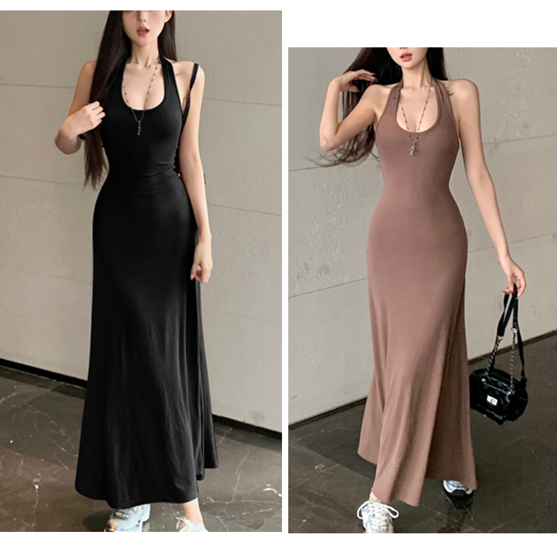 【READY STOCK】 CherryShop⭐Summer backless dress with slim waist and elegant long skirt