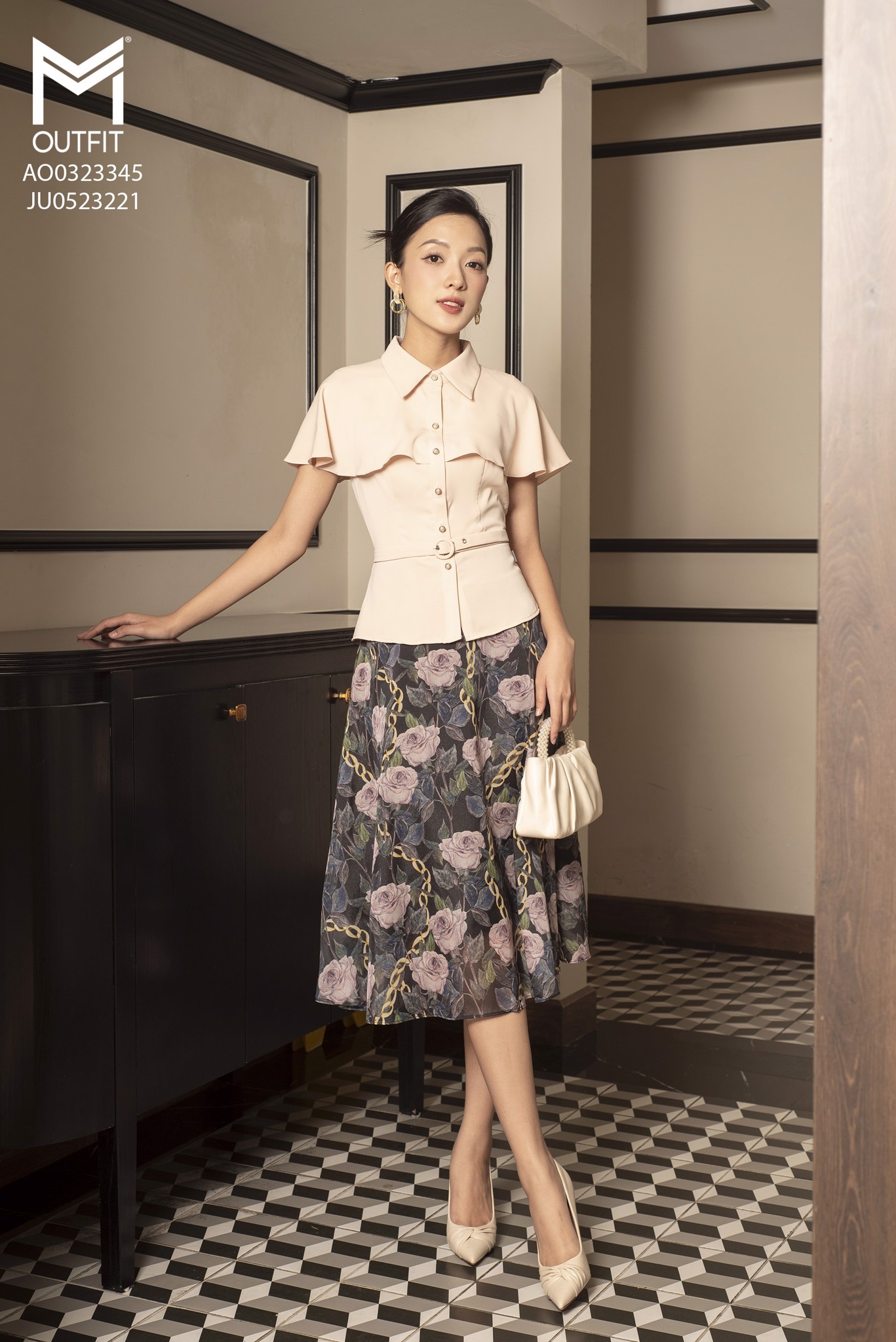 Áo sơ mi cổ đức