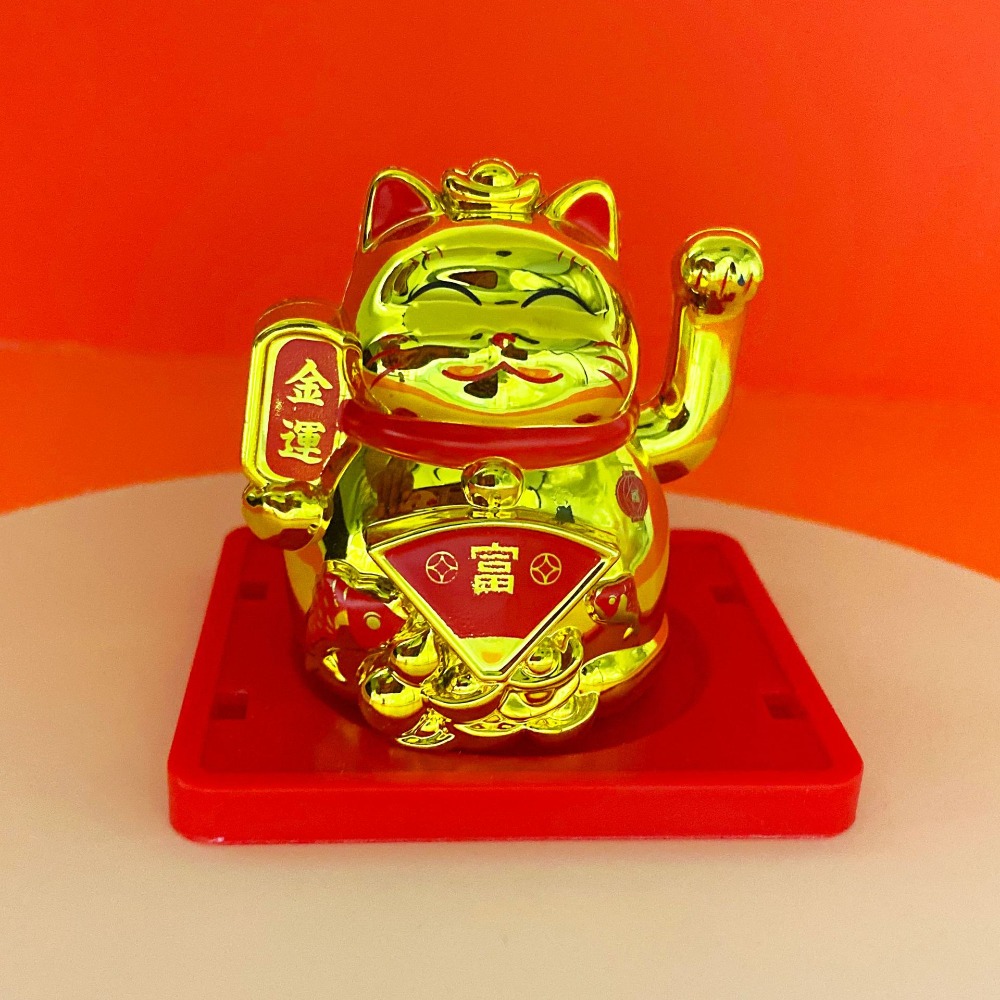 JIYAN2866 Japanese Solar Lucky Cat Figurines Wave Hand Cute Waving Arm Lucky Cat Gifts Creative Car Decorations Home