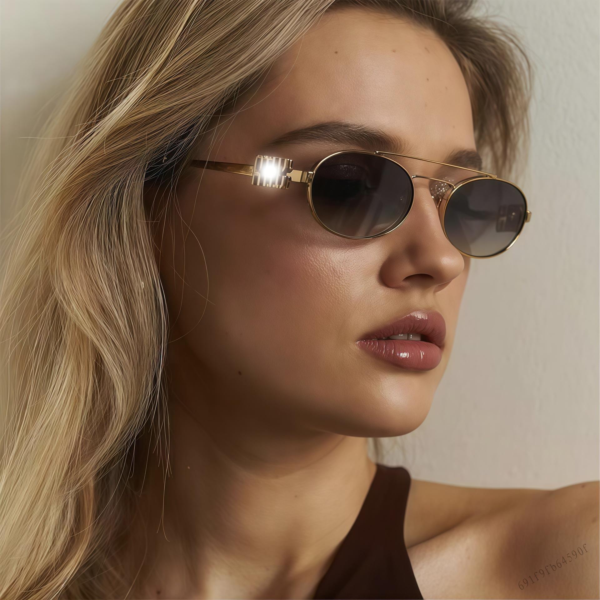 แว่นกันแดด Round Retro UV400 - Blogger สไตล์การสนับสนุนที่ทันสมัยของผู้หญิง ราคา 139 บาท*ส่งฟรี