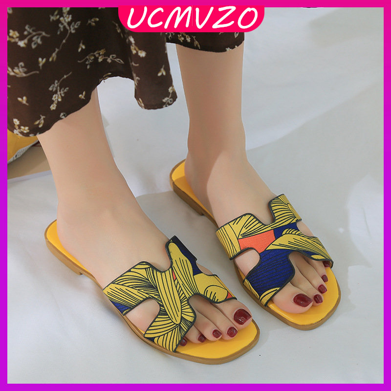 UCMVZO Slippers Graffiti Summer New Style Women's Shoes Women's Outer Wear Fashionable All-Match Bow Flat Bottom Sandals ราคา 337 บาท*ส่งฟรี