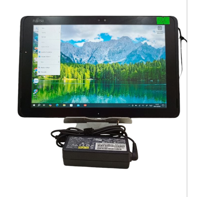 Máy tính bảng 2in1 fujitsu arrows tap Q508.ram 4.ssd 64/128g.