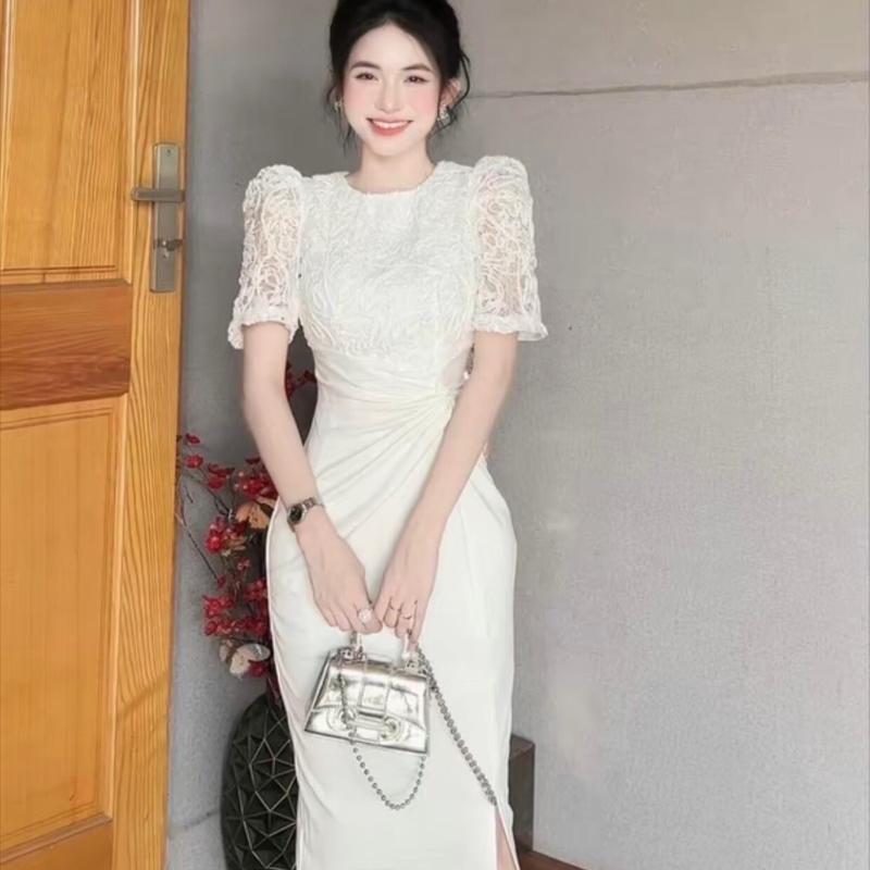  Đầm body dự tiệc dáng dài chất Umi co giãn dày dặn phối ren xoắn eo xẻ tà sang trọng 