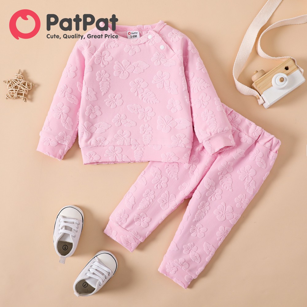 PatPat 2pcs Baby Girl Solid Floral Embossed Long-sleeve Top and Pants Set