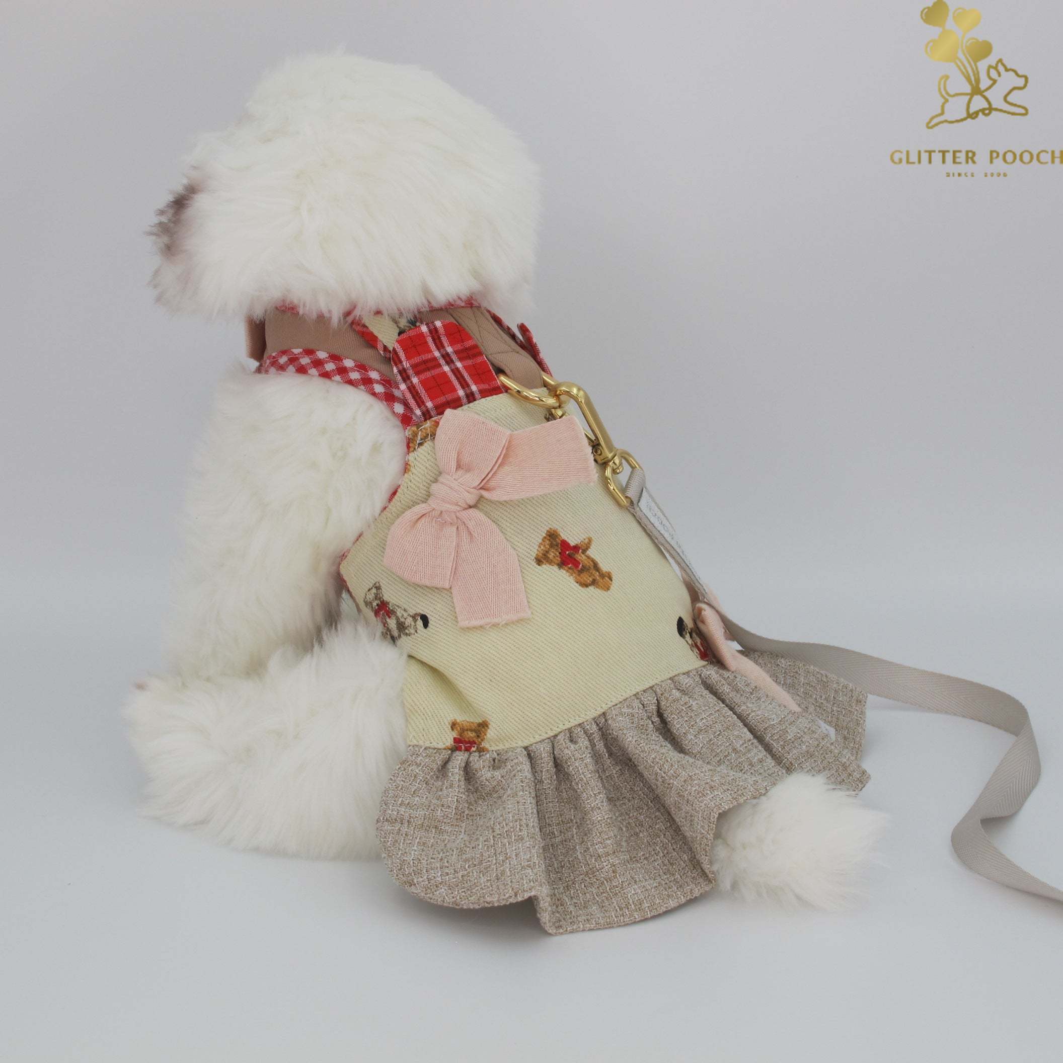 Glitter Pooch Harness ชุดรัดอก สายจูง เสื้อผ้า สุนัข, หมา, แมว, สัตว์เลี้ยง พร้อม สายจูง รุ่น Tiny Teddy Girl ราคา 950 บาท*ส่งฟรี